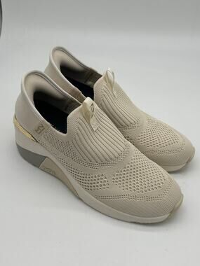 Skechers Mark Nason Crescent LA Slip On Sneakers Shoes Size 8 Cream Hands Free